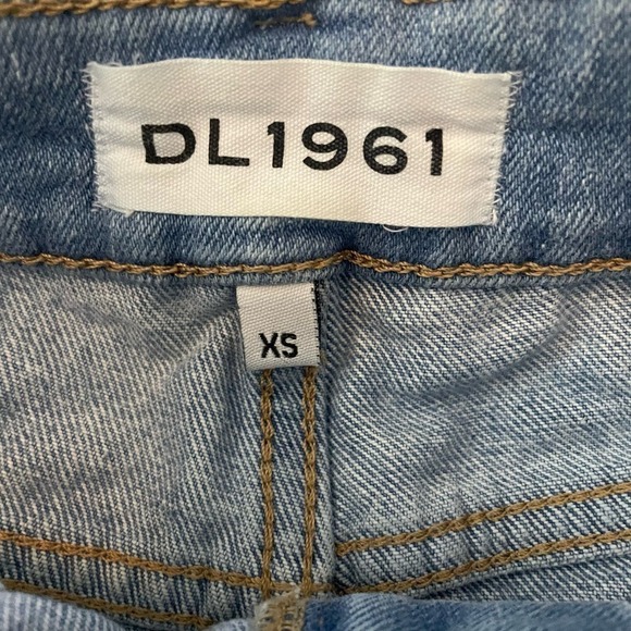 DL1961 Distressed Georgia Denim Skirt Supreme Size XS Jean Mini - Picture 3 of 9